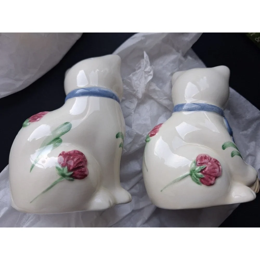 Lenox Poppies On Blue Barnyard Blue Cat Kitten Salt and Pepper Shaker Set  S5